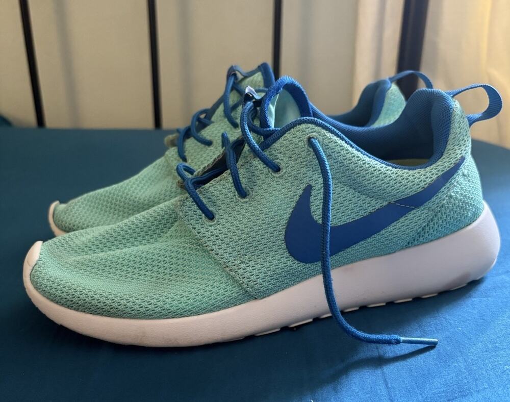 Nike NikeiD Men’s Low Top Mesh Lace-Up Athletic Sneakers Green/Blue, size 8